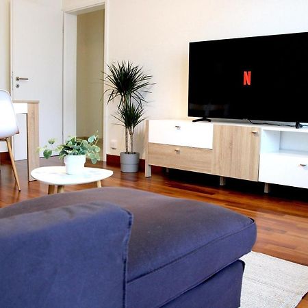 Cozy Apartment With Free Parking & Close To Lake Lugano Ngoại thất bức ảnh
