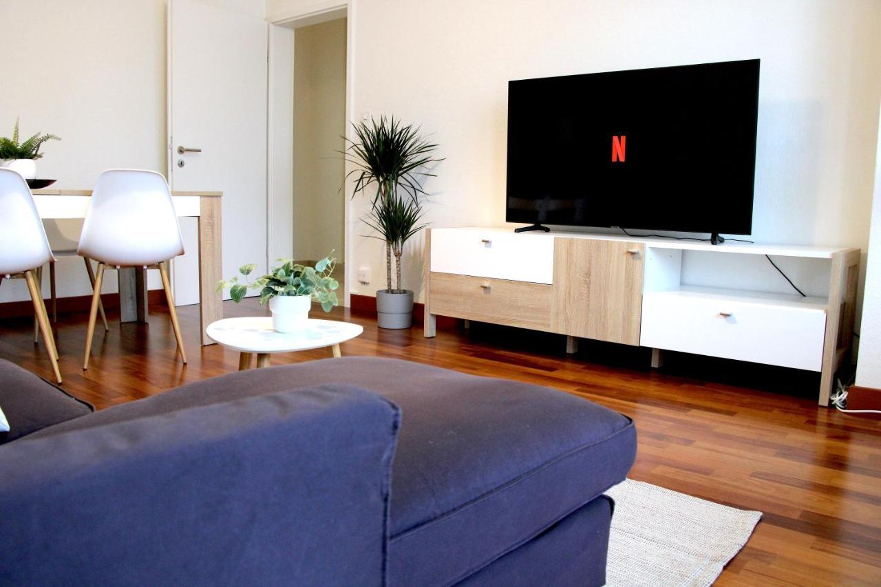 Cozy Apartment With Free Parking & Close To Lake Lugano Ngoại thất bức ảnh